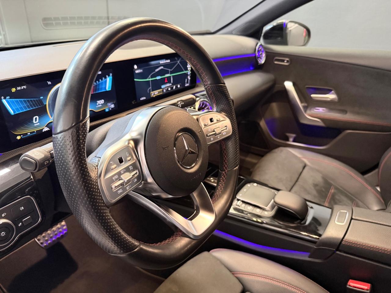 Mercedes-benz A 250 Premium Amg Night Edition