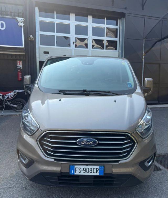 FORD Tourneo Custom 310 2.0 TDCi 170CV aut. PC Titanium GANCIO TRAIMO