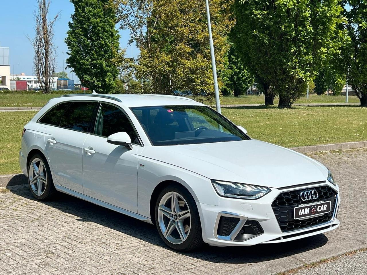 Audi A4 Avant 35 TDI/163 CV S tronic line