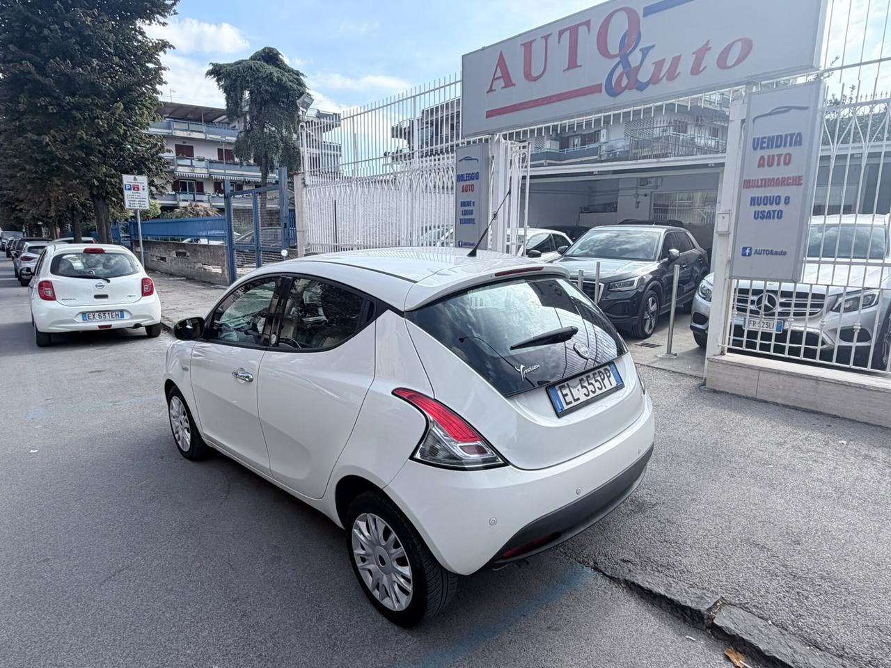 Lancia Ypsilon 1.2 69 CV 5 porte GPL Ecochic Gold