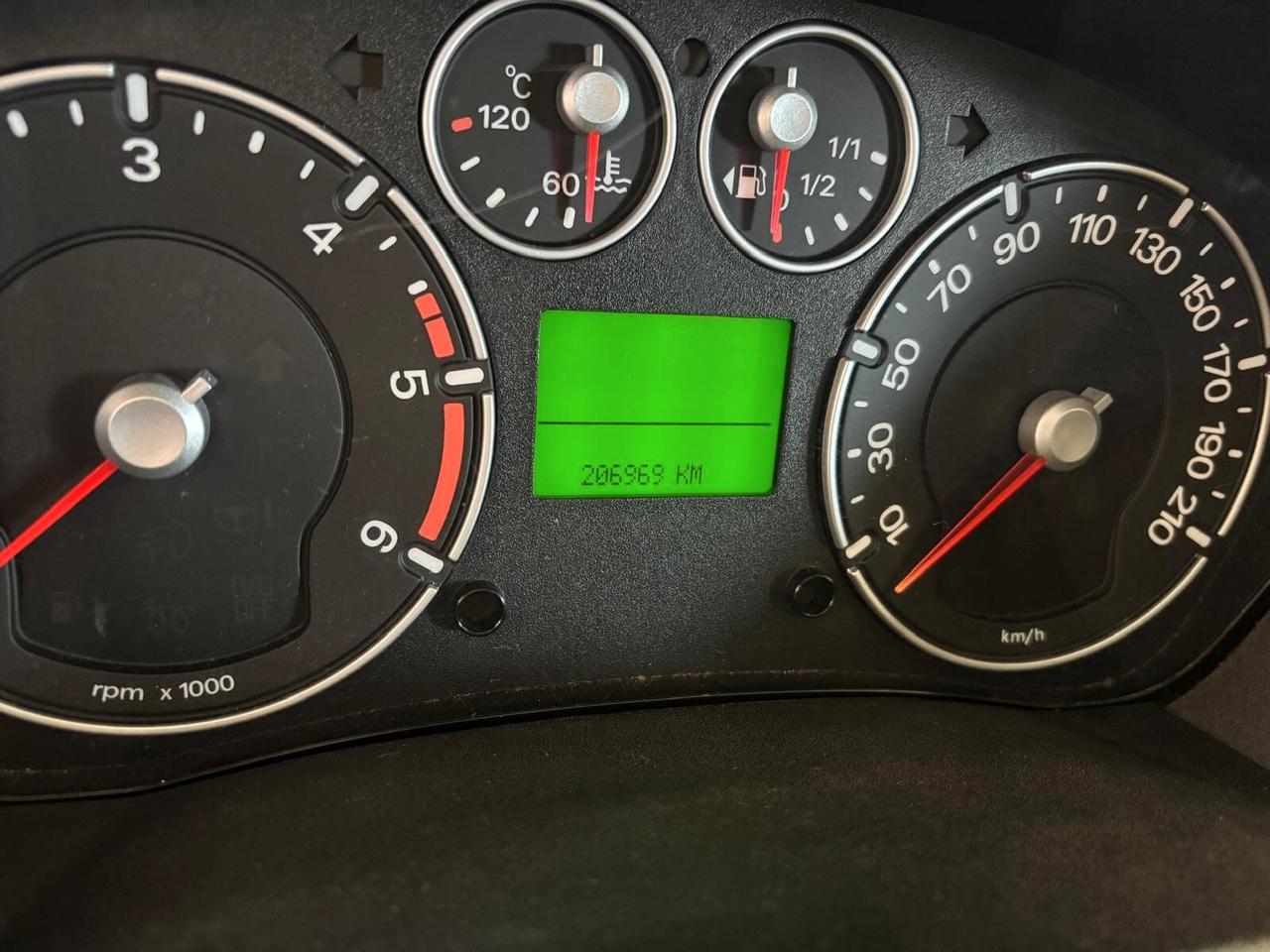 FORD FIESTA ANNO 2006 DS 1.4 ADATTA NEOPATENTATI KM 200 MILA