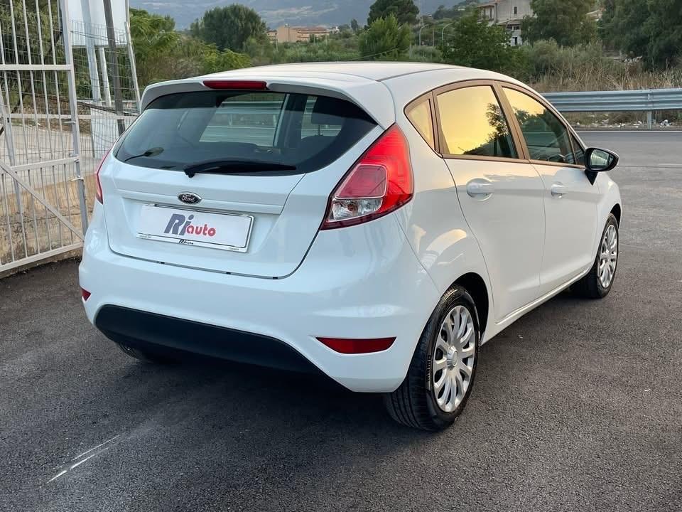 Ford Fiesta 1.5 TDCi 75CV 5 porte