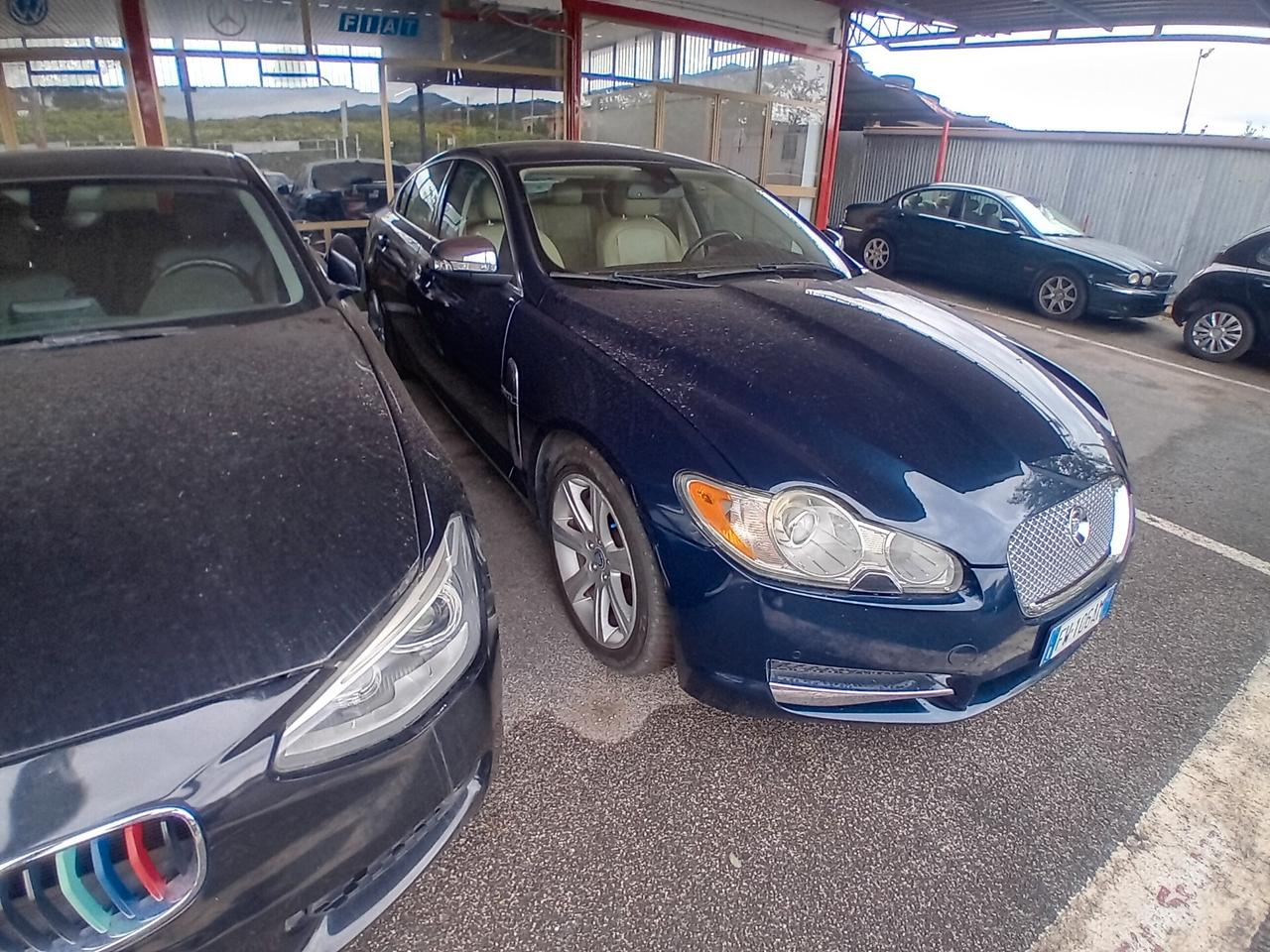Jaguar XF 2.7D V6 Premium Luxury