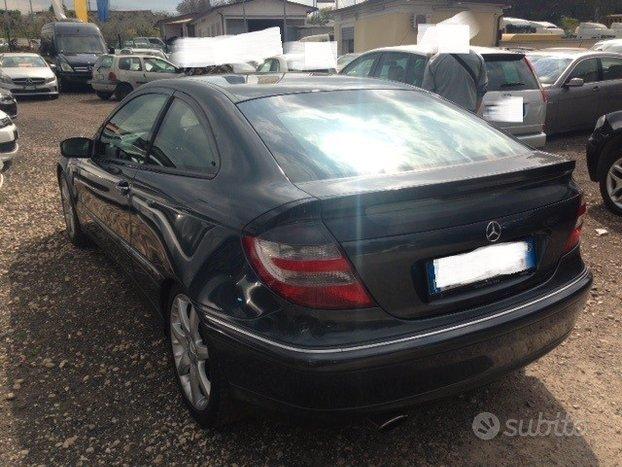 Mercedes-benz C 220 C 220 CDI cat Sportcoupé Avant