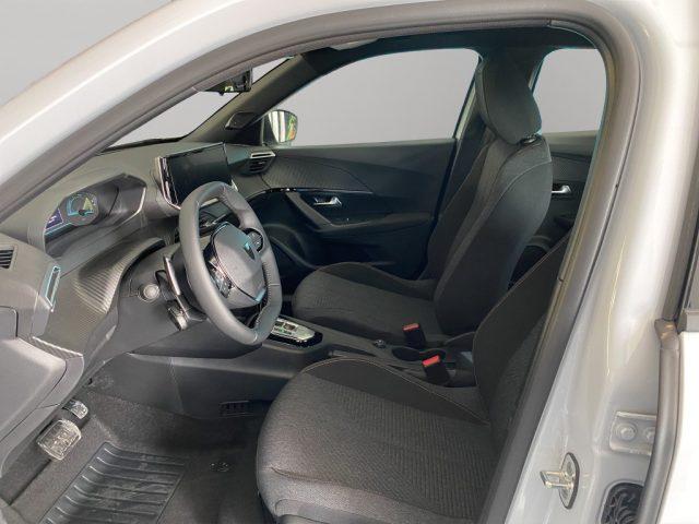 PEUGEOT 2008 Hybrid 136 e-DCS6 Style