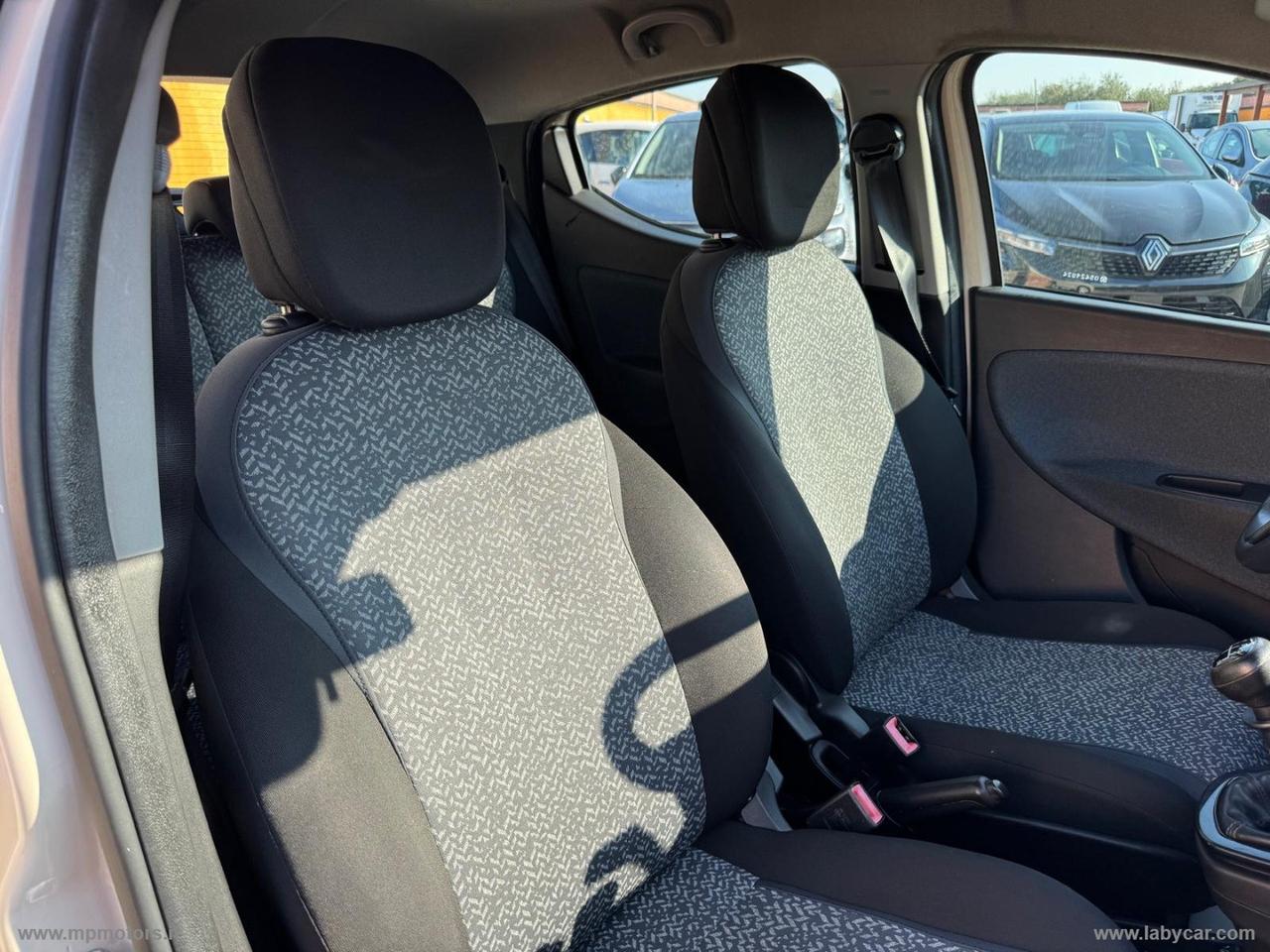 LANCIA YPSILON ELEFANTINO BLU 1.2 69CV 5P.