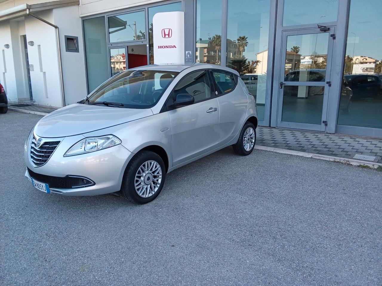LANCIA YPS 0,9 METANO 85 CV GOLD 5P