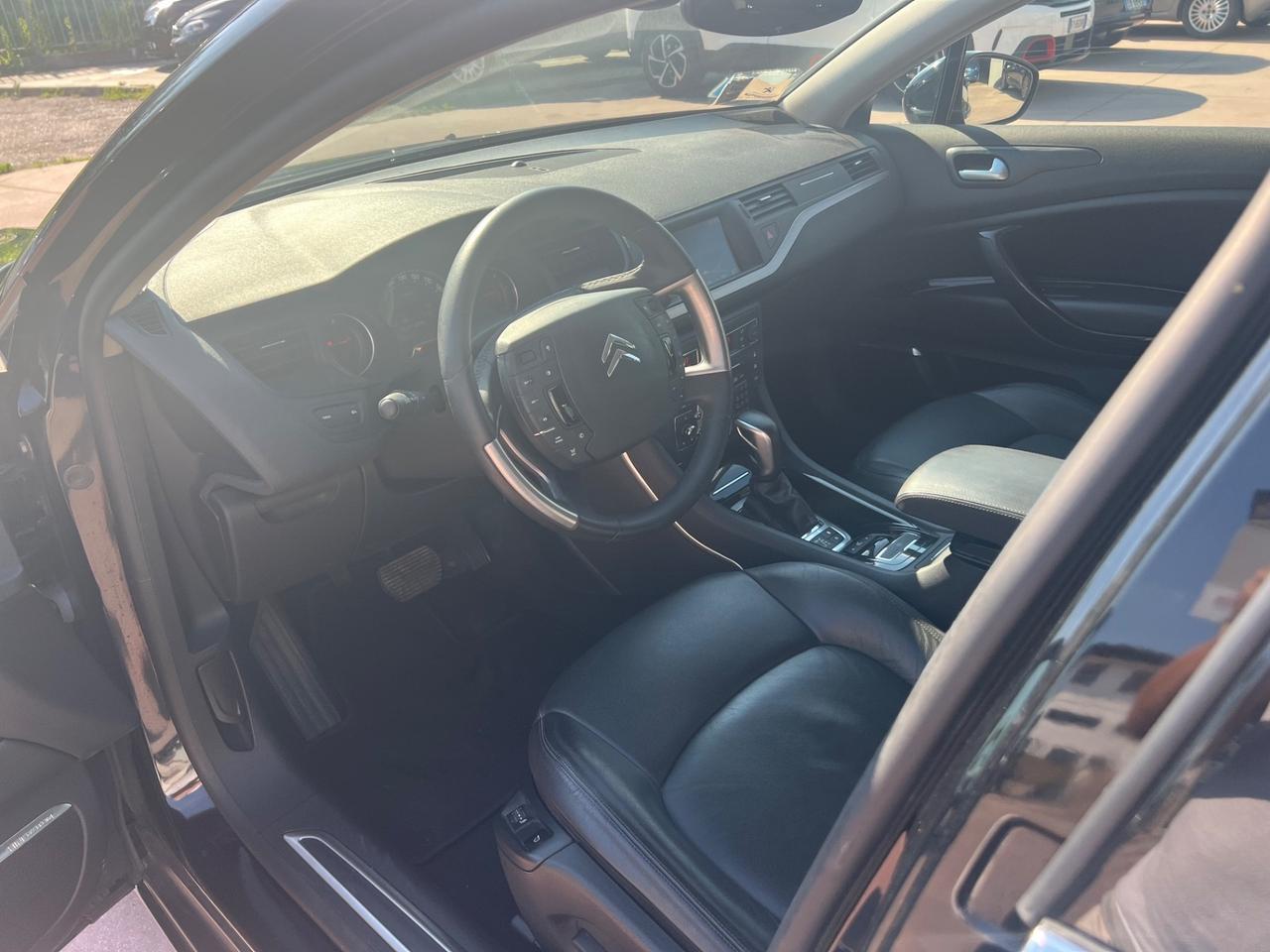 Citroen C5 3.0 V6 B-T HDi 240 Exclusive Style