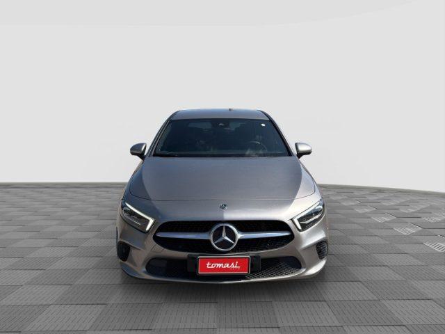 MERCEDES-BENZ A 180 A 200 Automatic Sport