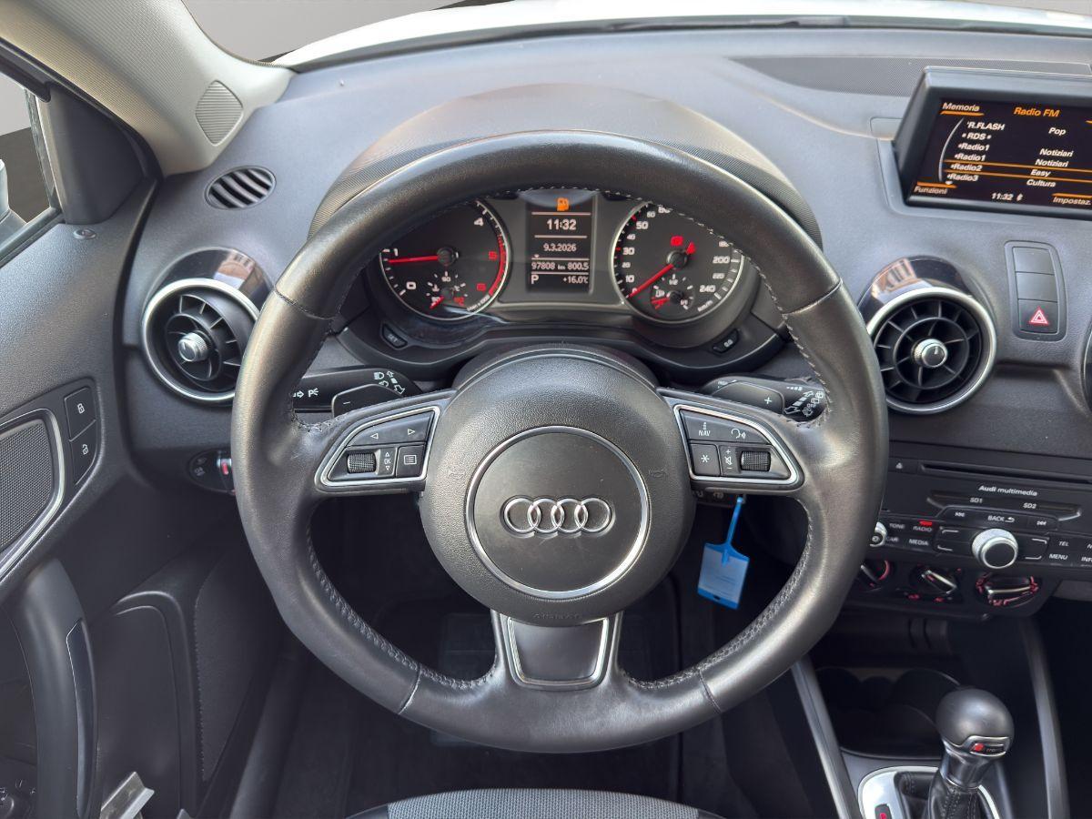 AUDI - A1 Sportback - 1.6 TDI 90CV S tronic S line edition plus