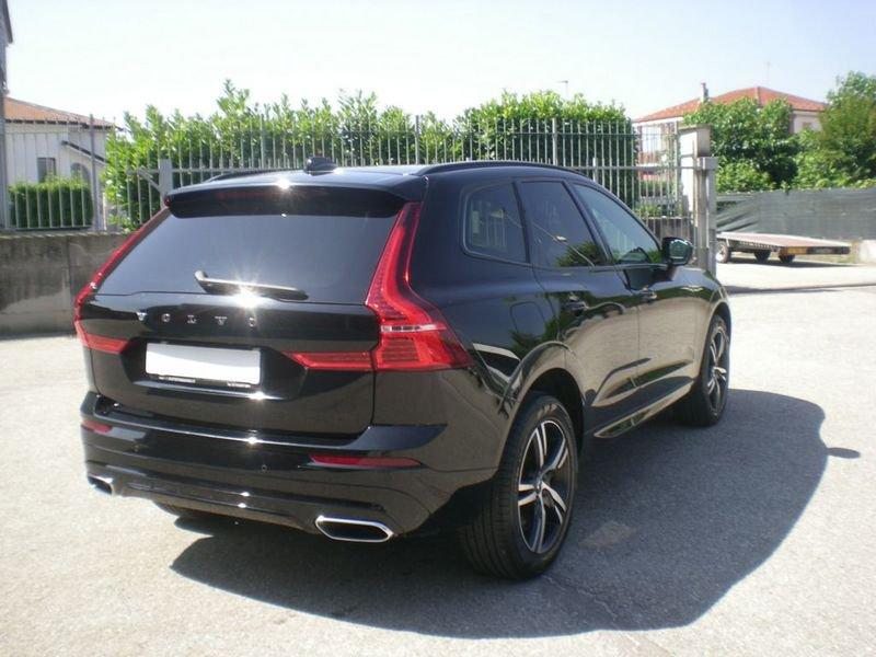 Volvo XC60 2.0 b4 R-design awd auto my20