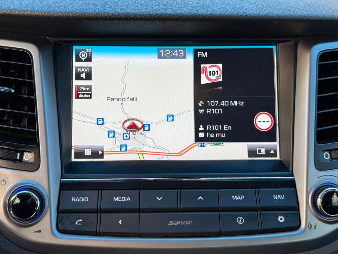 HYUNDAI TUCSON 1.7 CRDI 115 CV. 2WD NAVI+CERCHI+RETROCAMERA