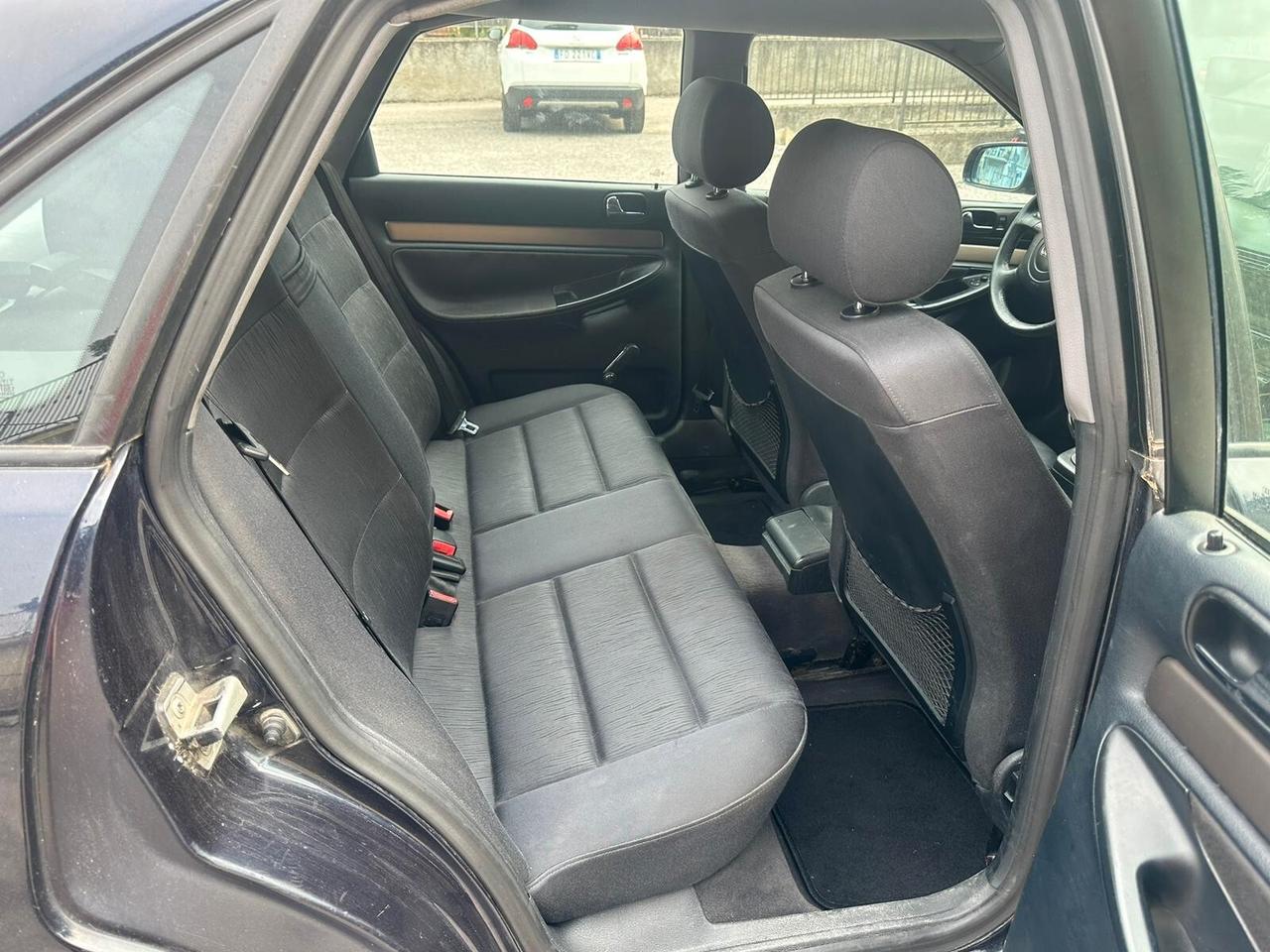 Audi A4 1.8 cat