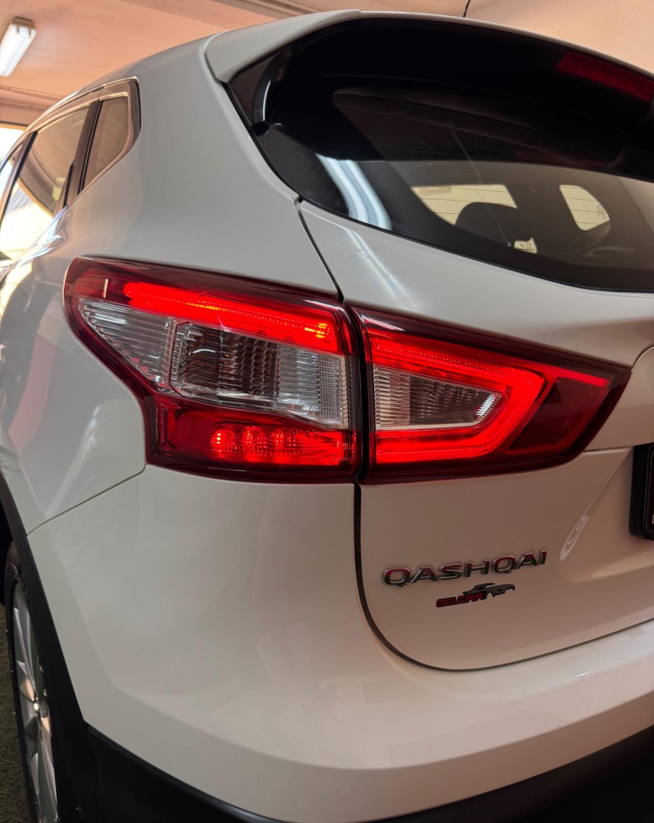 Nissan Qashqai 1.5 dCi 110 CV Tekna , telecamera ,Nav ,Cerchi 17