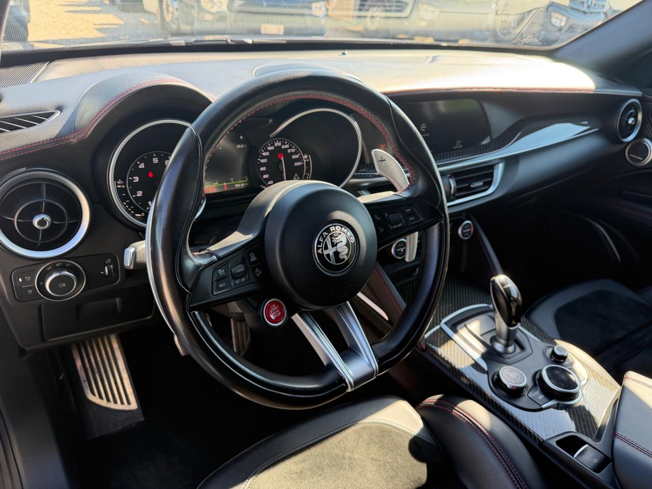 Alfa Romeo Stelvio 2.9 Bi-Turbo V6 510 CV AT8 Quadrifoglio