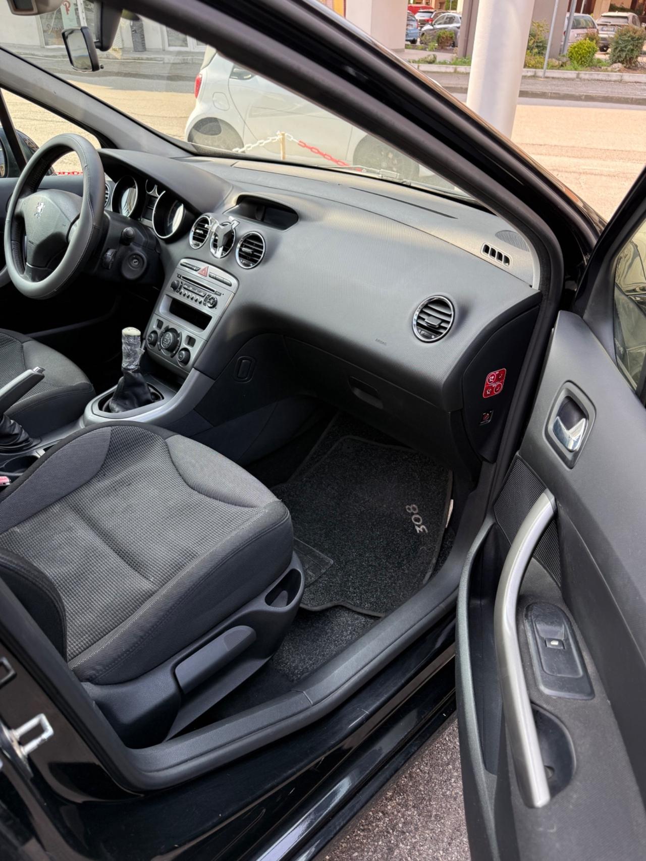 Peugeot 308 1.6 HDi 90CV SW Premium Mix