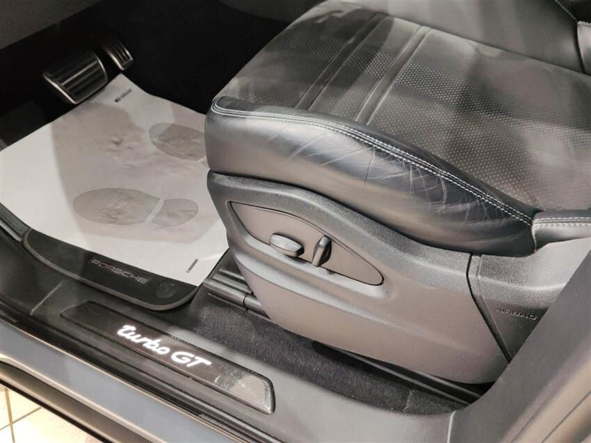 Porsche Cayenne Coupé 4.0 Turbo GT