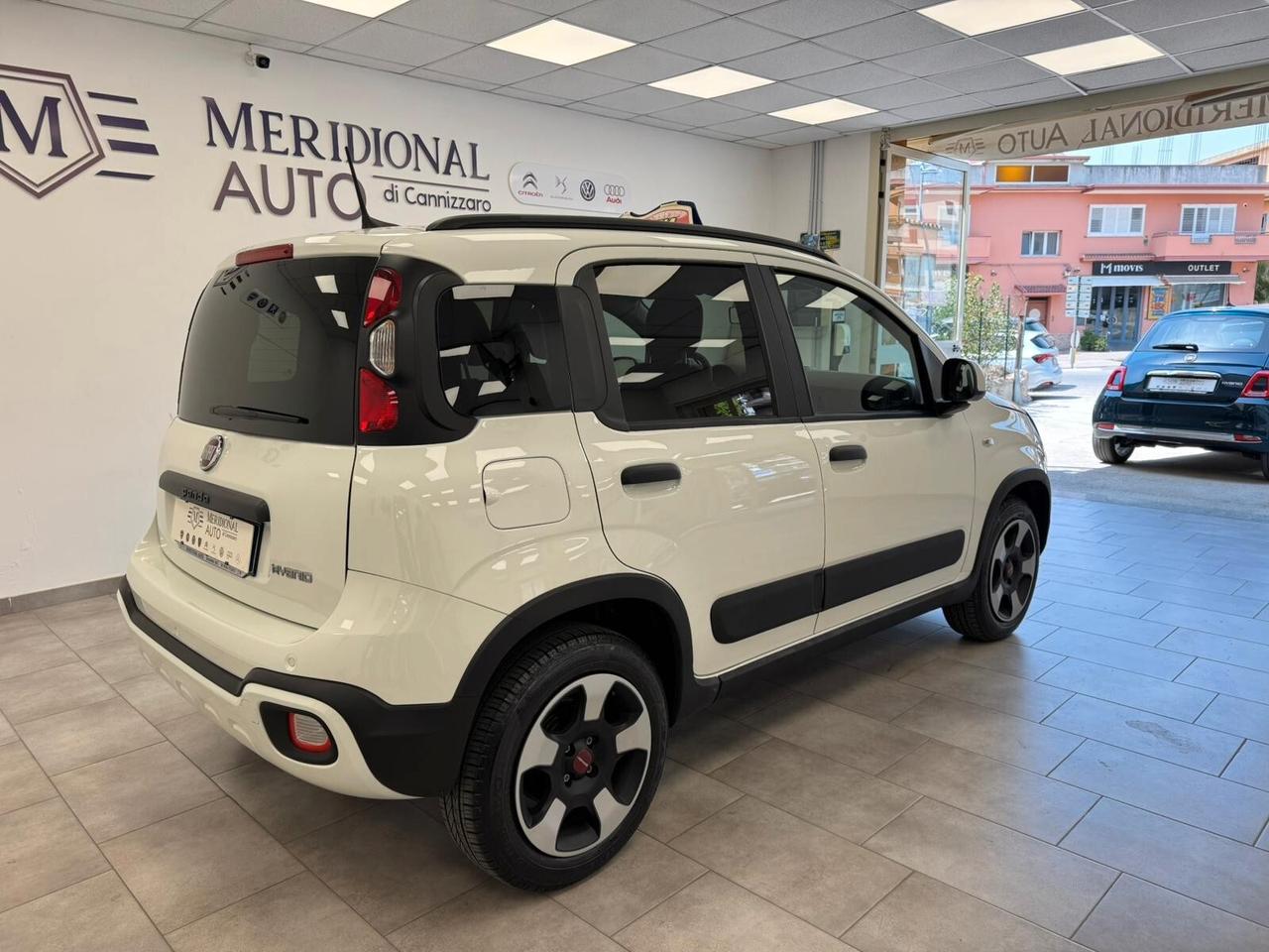 Fiat Panda Cross 1.0 FireFly S&S Hybrid-2024