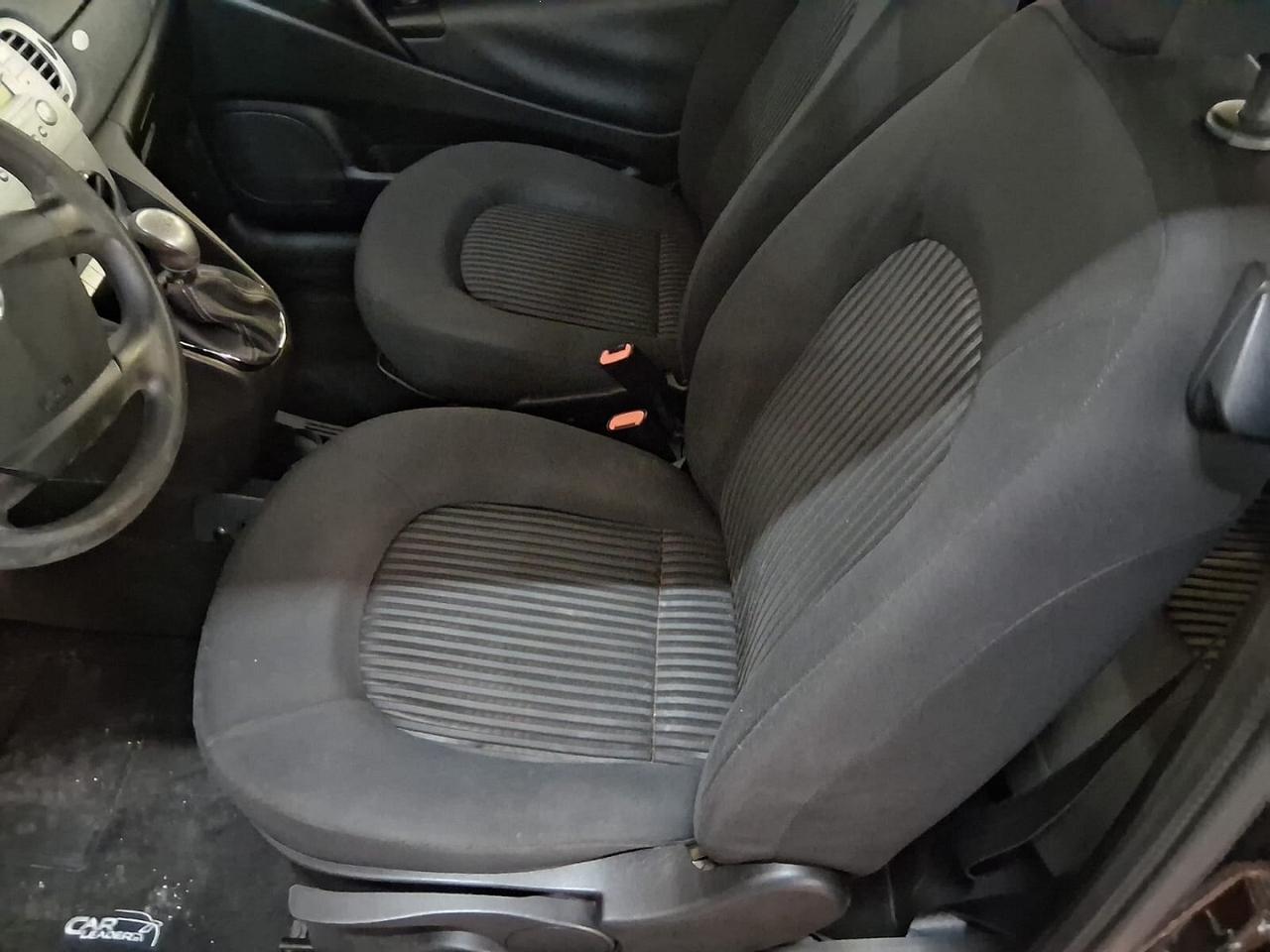 Lancia y 1.2 8V 60cv Ok Neopatentati