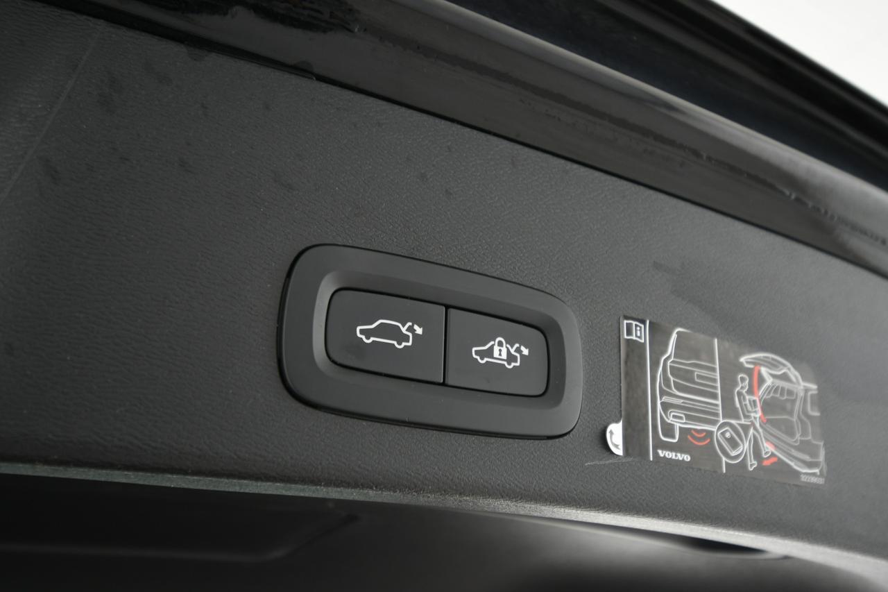 VOLVO XC40 1.5 t5 phev Inscription auto PELLE+APP CONNECT+C19"