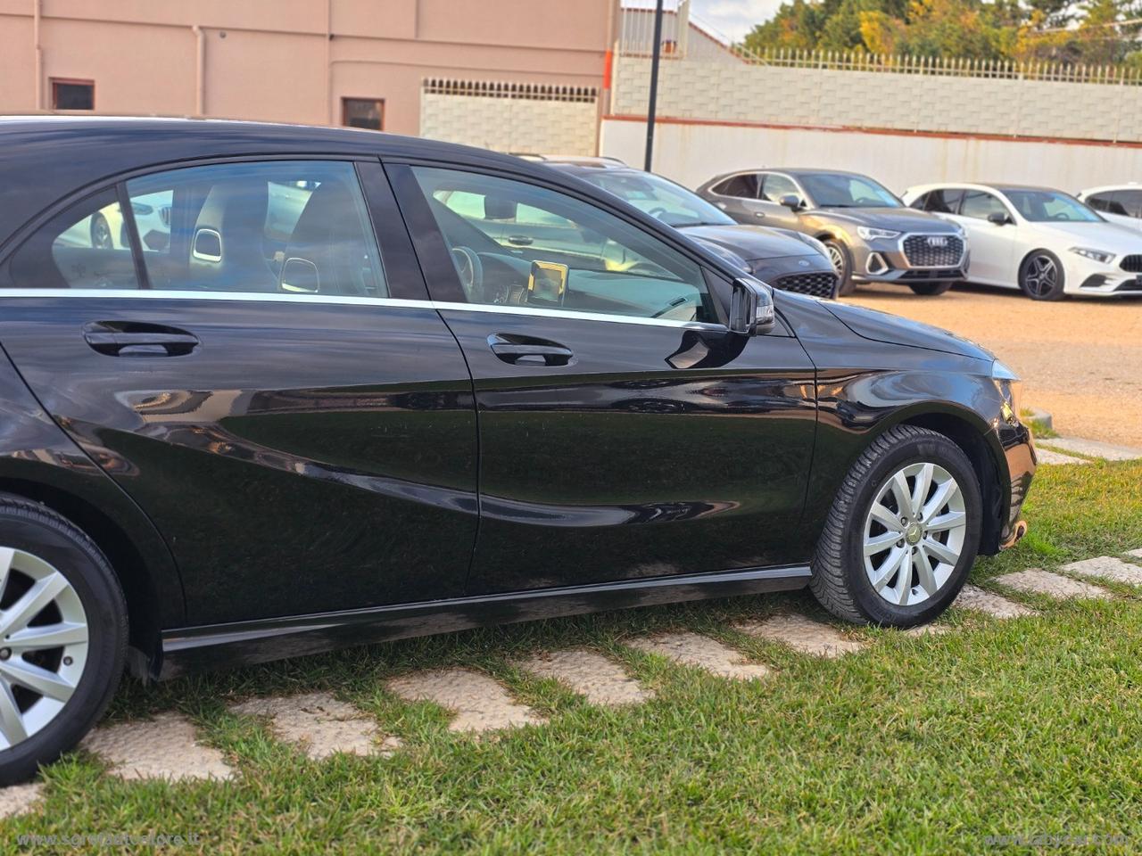 MERCEDES-BENZ A 180 d Sport