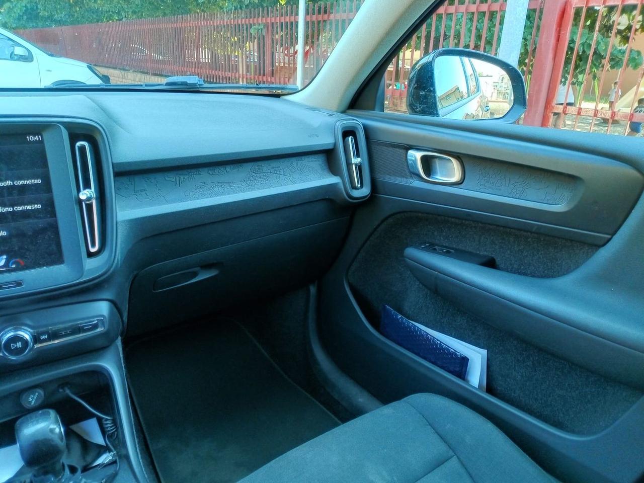 Volvo XC40 Business D3  #6218