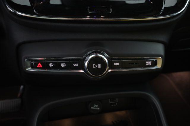 VOLVO XC40 XC40 B4 AWD Geartronic Inscription