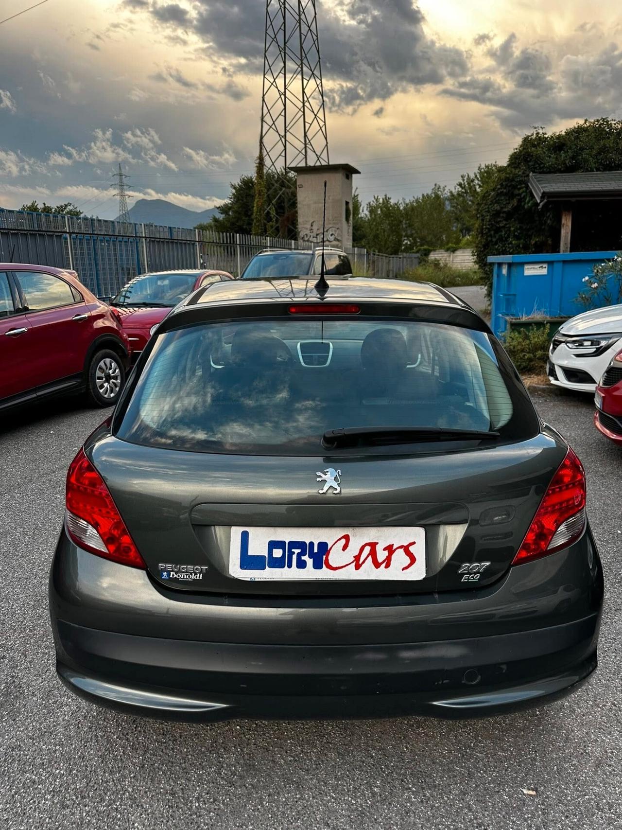 Peugeot 207 1.4 GPL 80.000KM NEOPATENTATI
