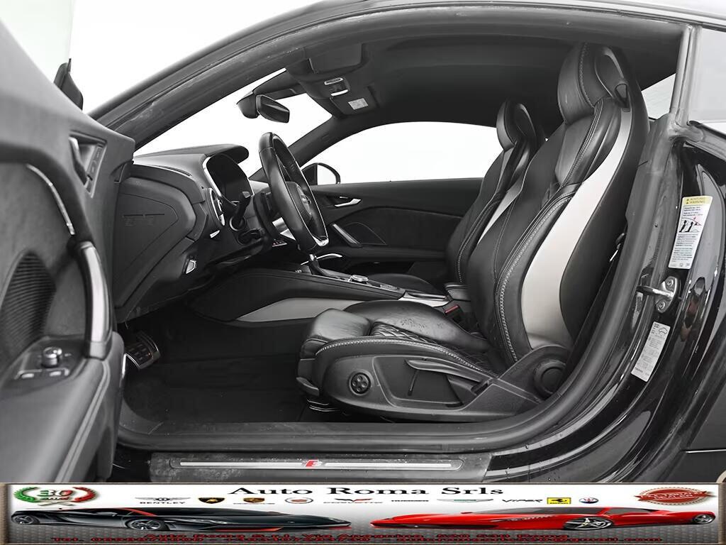 Audi TT Coupe 40 TFSI S-LINE