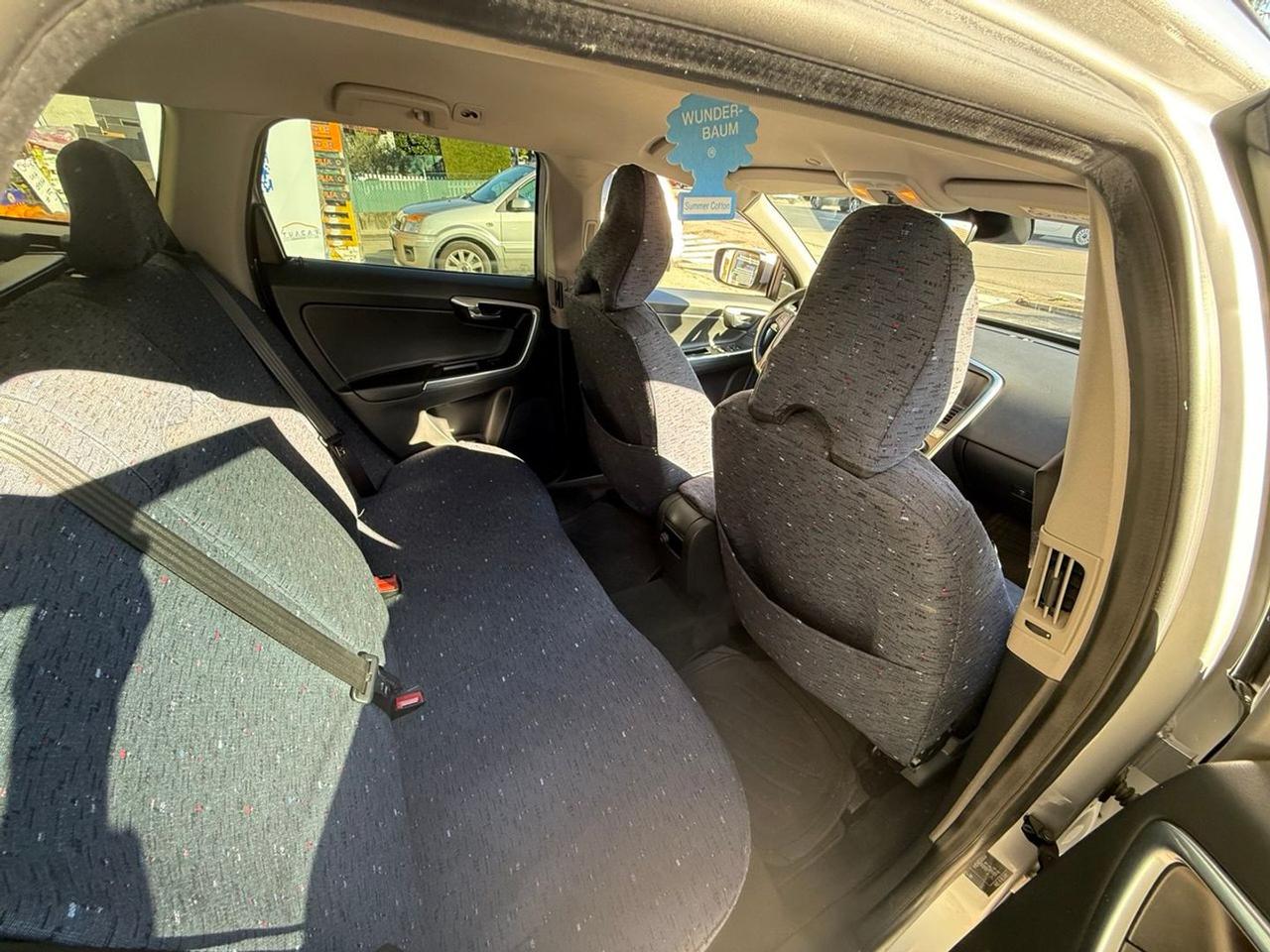 Volvo XC 60 Business 2.0 D4 #8045