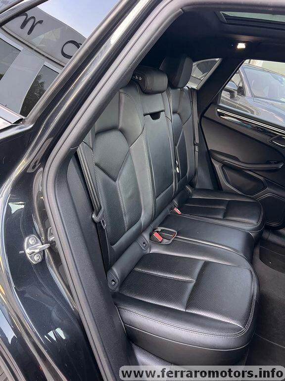 Porsche Macan 3.0 S tetto iva esposta