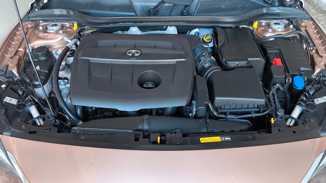 Infiniti Q30 1.5 diesel Business Executive