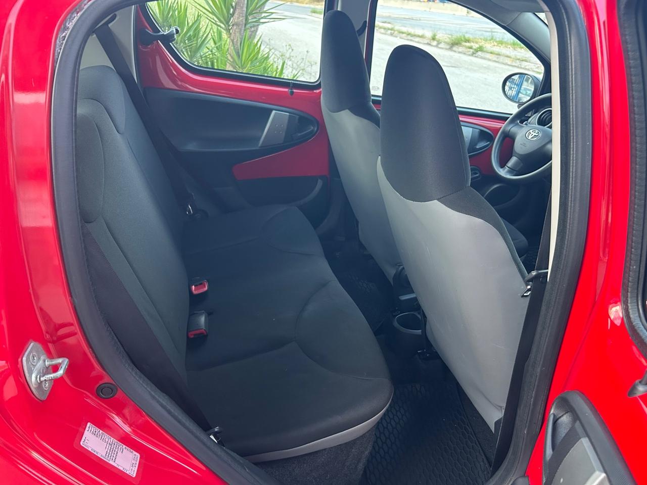 Toyota Aygo 1.0 benzina 68 cv 2012