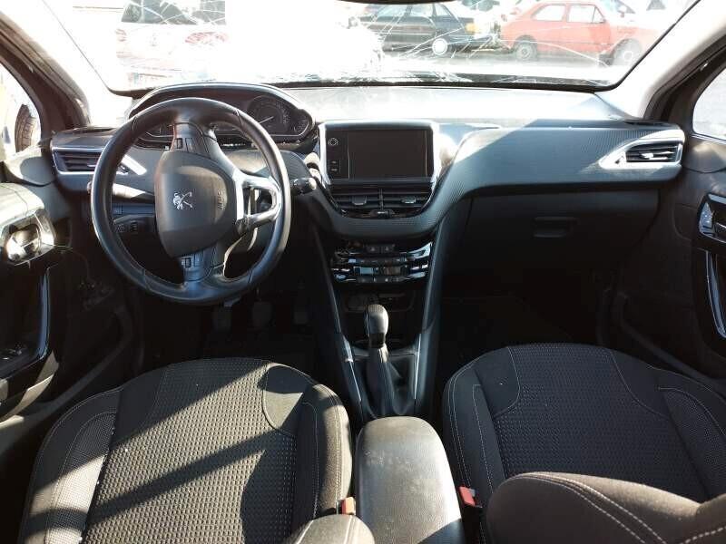 Peugeot 208 PureTech 82 5 porte Allure