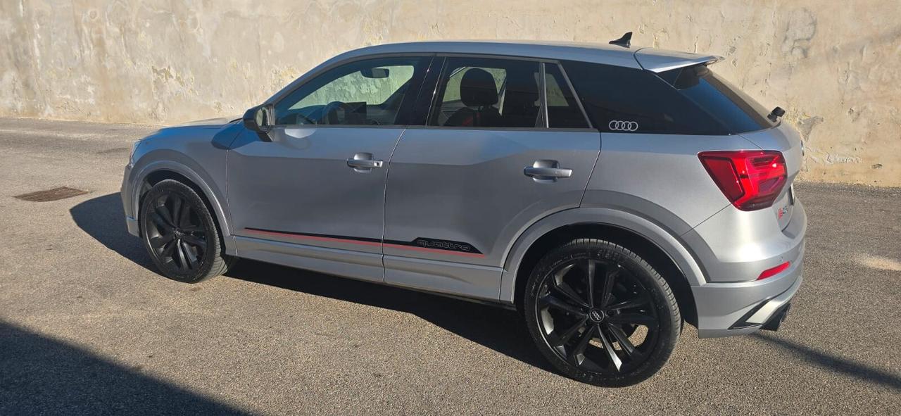 Audi Q2 SQ2 TFSI quattro S tronic sport attitude