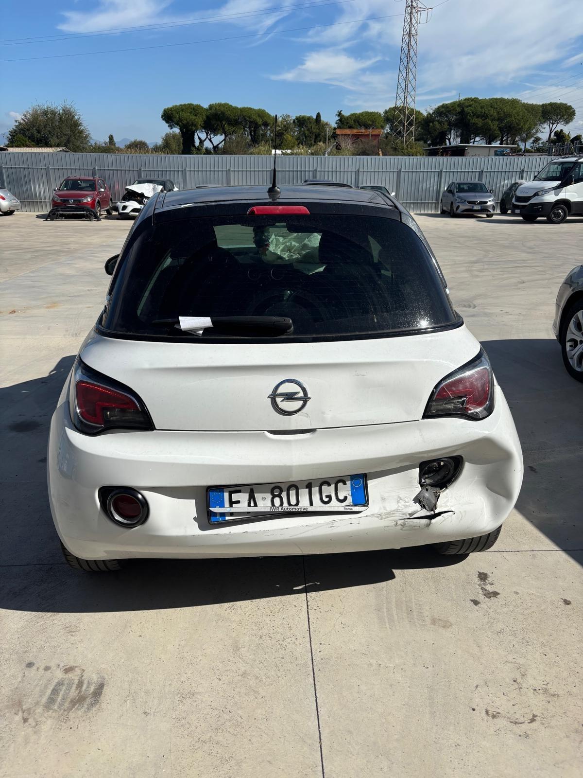 Opel Adam Rocks 1.2 70 CV Air