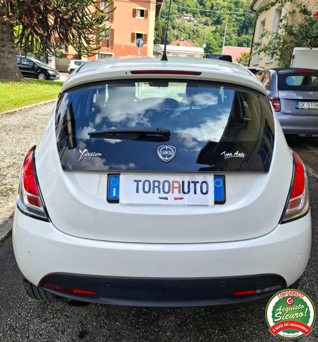 LANCIA Ypsilon 0.9 TwinAir 85 CV 5 porte S&S DFN 30th Anniversary