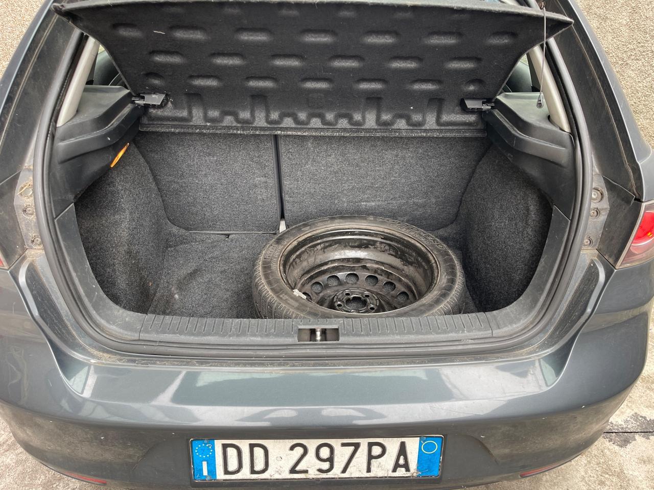 SEAT IBIZA DUAL 1.4 BENZINA-GPL EURO4 85CV NEOPATENTATI
