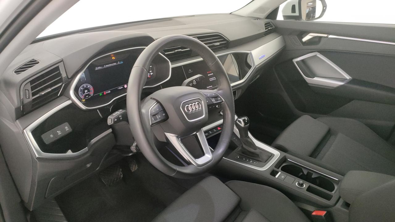 AUDI Q3 I 2019 Sportback - Q3 Sportback 35 2.0 tdi Business Plus s-tronic