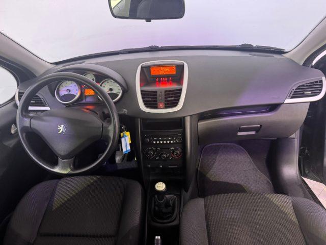 PEUGEOT 207 1.4 8V 75CV 3p. Special Edition