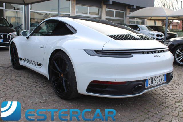 PORSCHE 911 992 Carrera