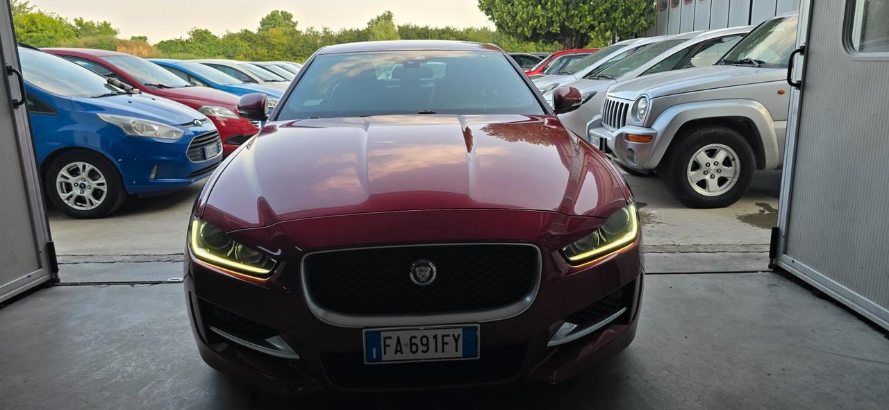 Jaguar XE 2.0 D Turbo 180CV aut. Prestige Business Edition