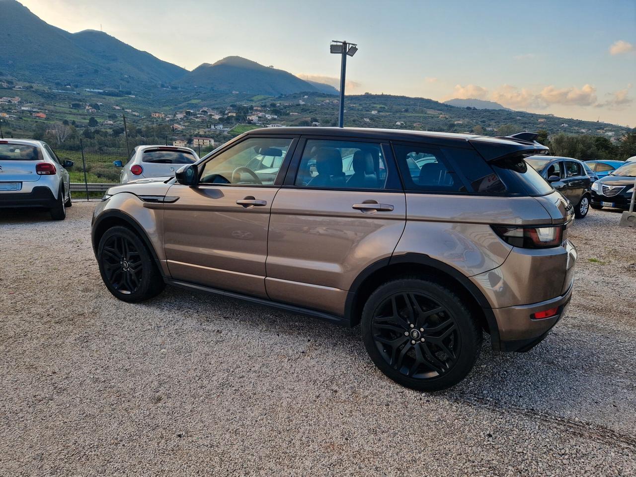 Land Rover Range Evoque 2.0 TD4 150 CV 5p. Business Edition Pure