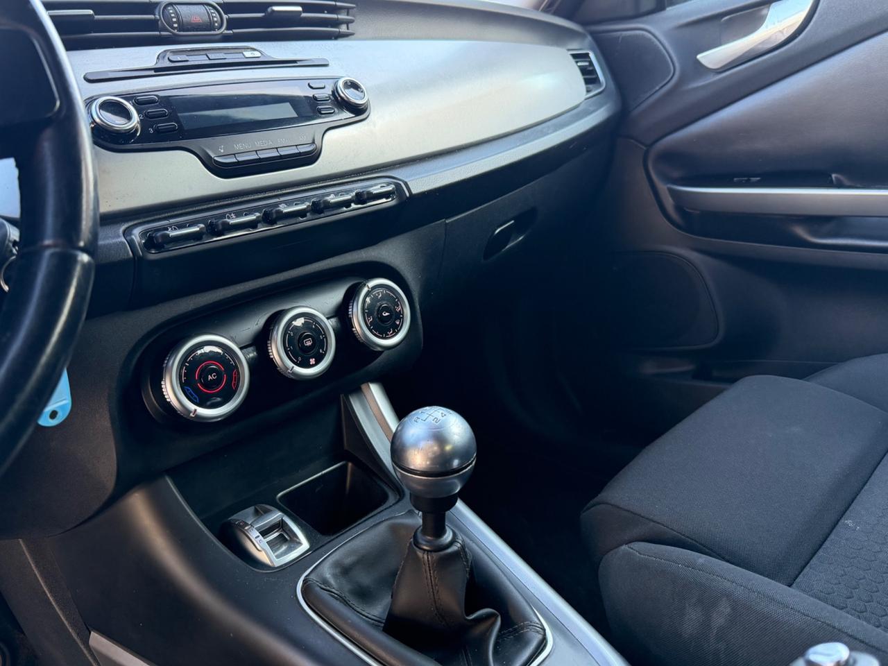 Alfa Romeo Giulietta 1.6 JTDm-2 105 CV Distinctive