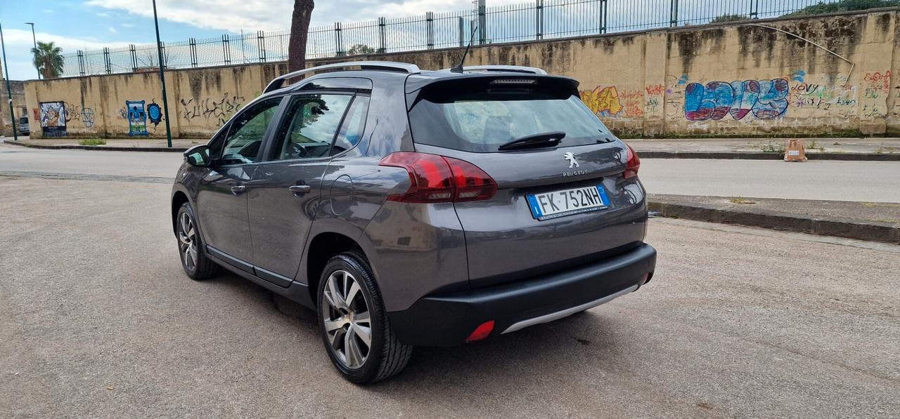 Peugeot 2008 BlueHDi 100CV Allure