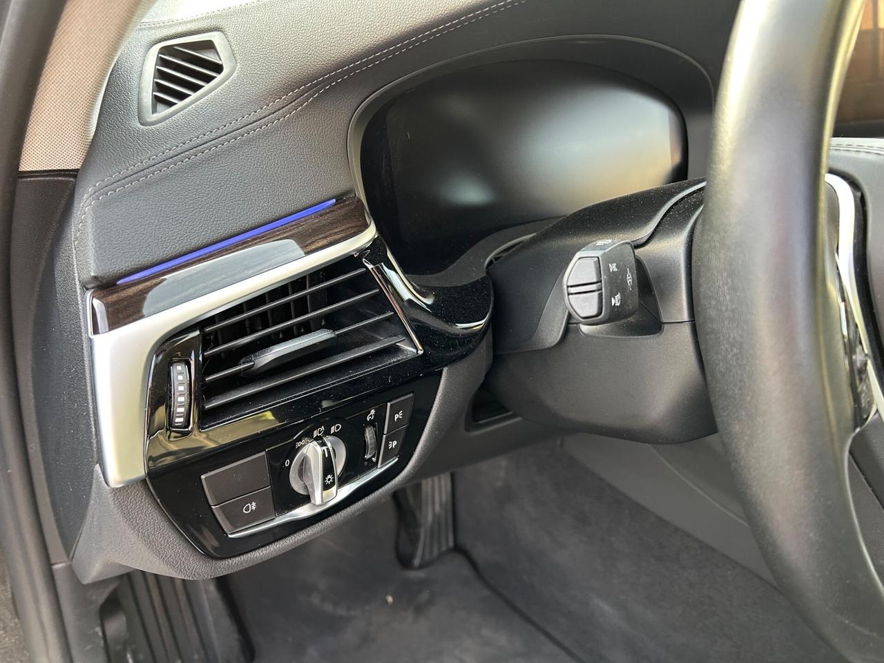 Bmw 530d 48V Luxury NO SUPERBOLLO