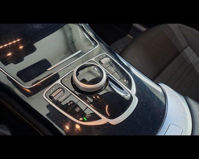 MERCEDES-BENZ GLC 220 d Executive 4matic auto