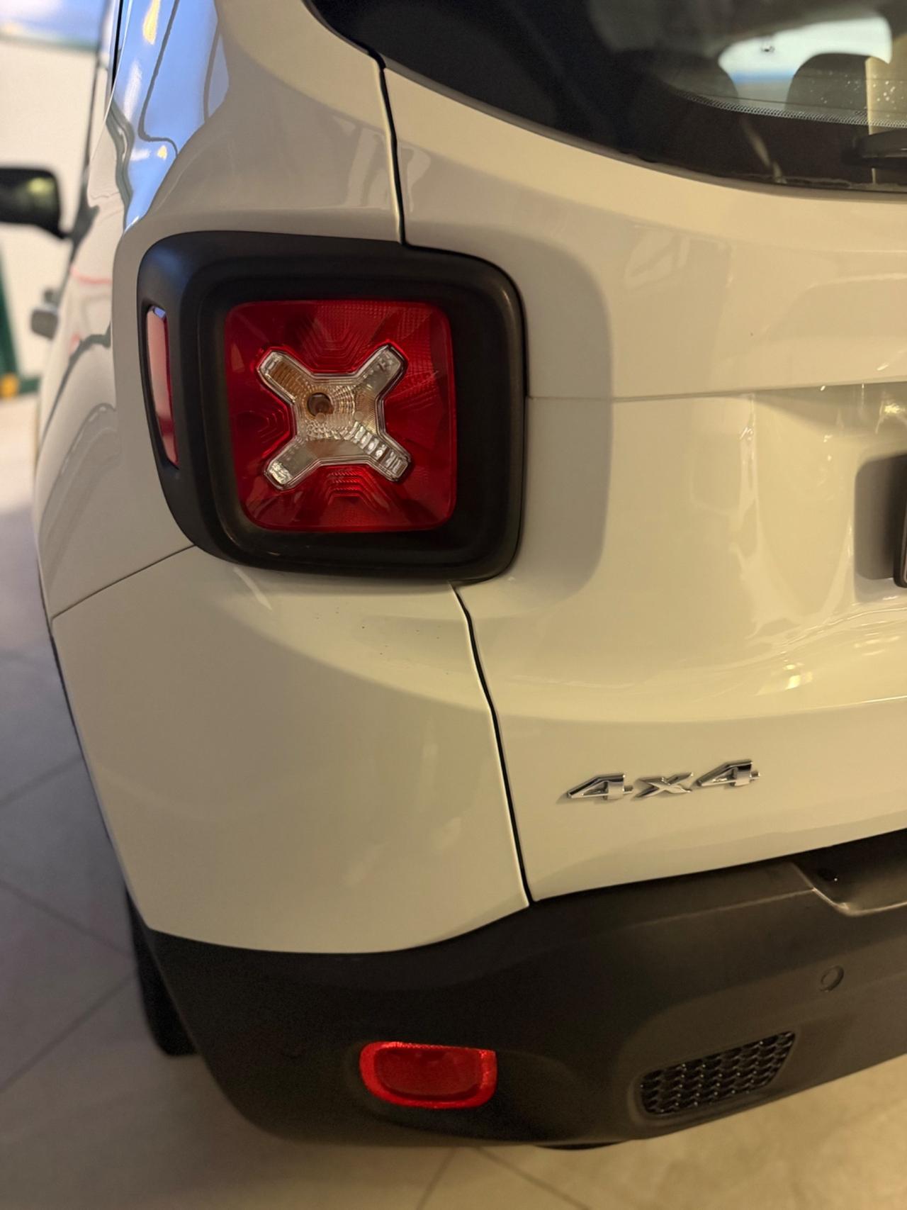 Jeep RENEGADE 2.0 MJT 4WD LIMITED EU6B KMCERT