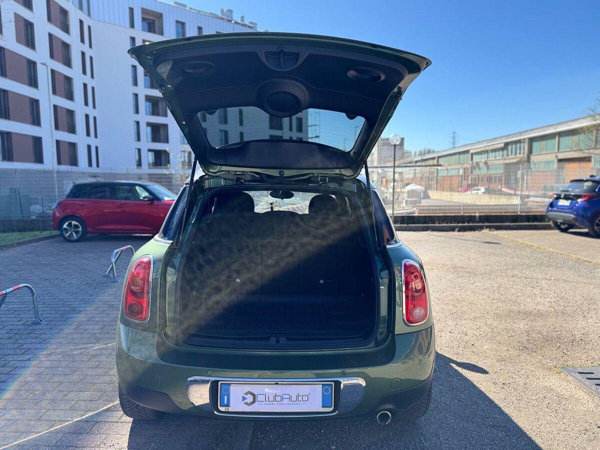 Mini Countryman 2.0 Cooper D Business auto E6