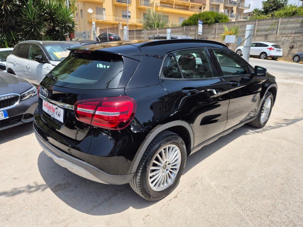 Mercedes GLA 180 d Manuale NAVI LED